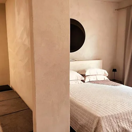 Unico Borgo Del 4*