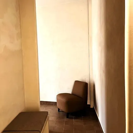 ホテル Borgo Del 4*